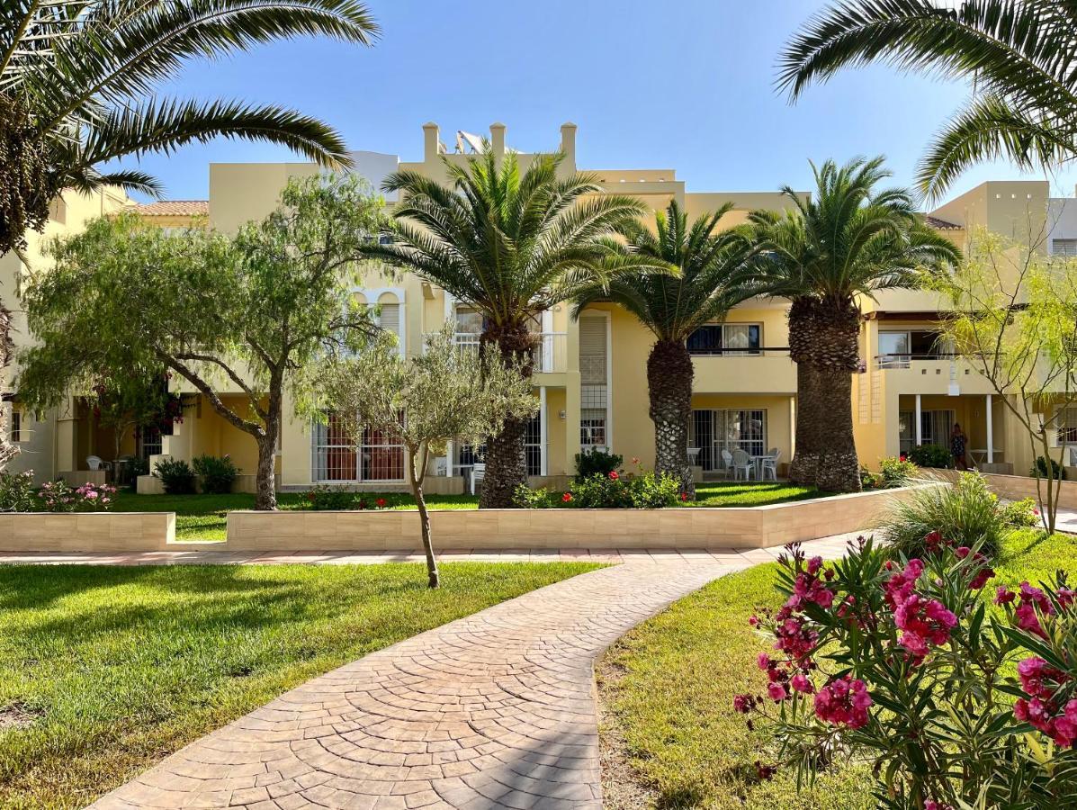 Apartamentos Moguima Roquetas de Mar Extérieur photo