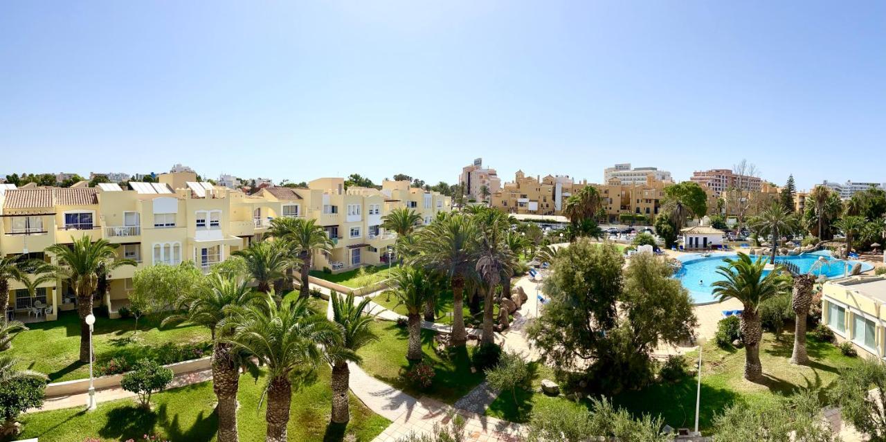 Apartamentos Moguima Roquetas de Mar Extérieur photo