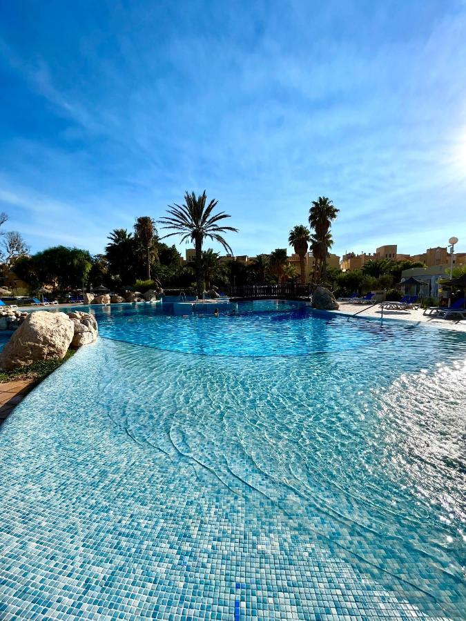 Apartamentos Moguima Roquetas de Mar Extérieur photo
