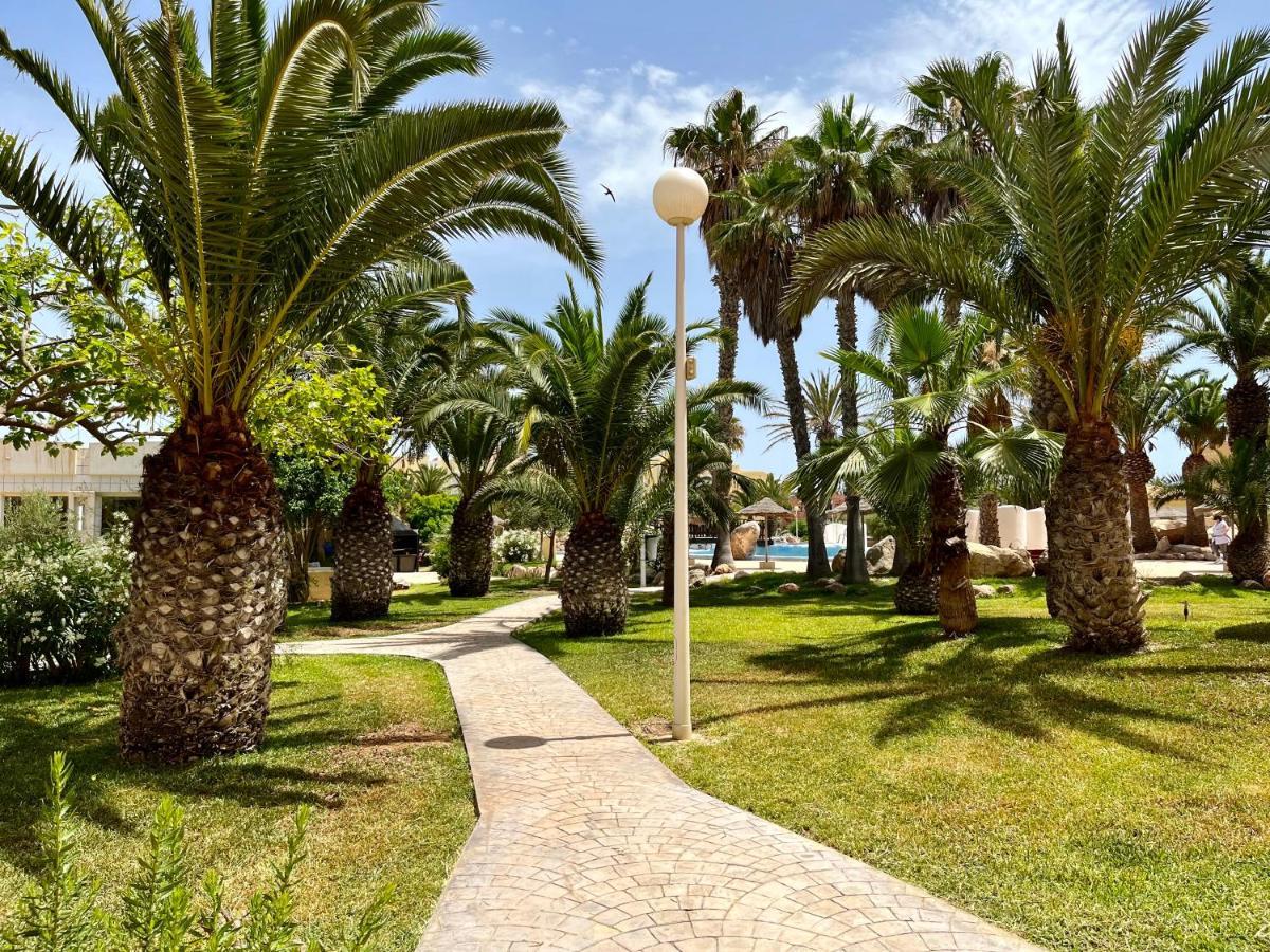 Apartamentos Moguima Roquetas de Mar Extérieur photo
