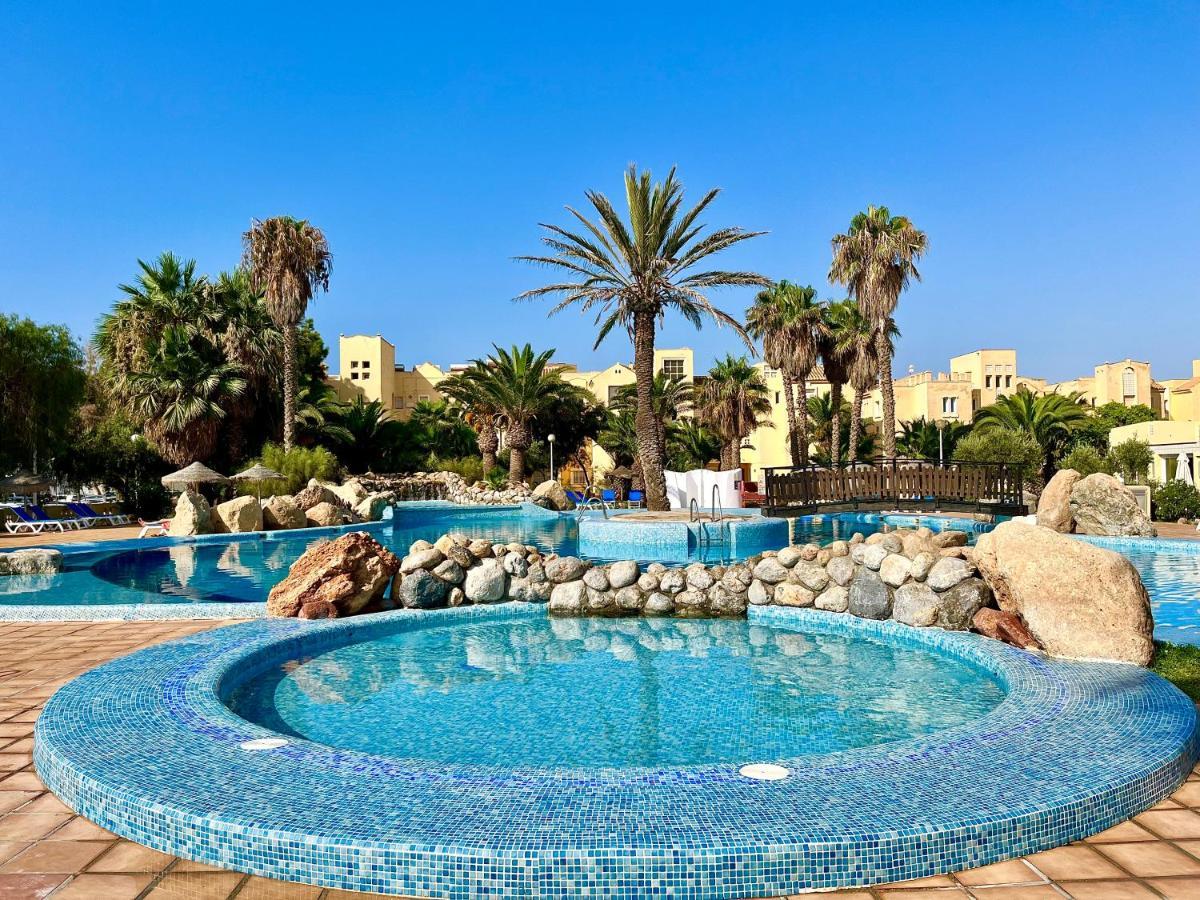 Apartamentos Moguima Roquetas de Mar Extérieur photo