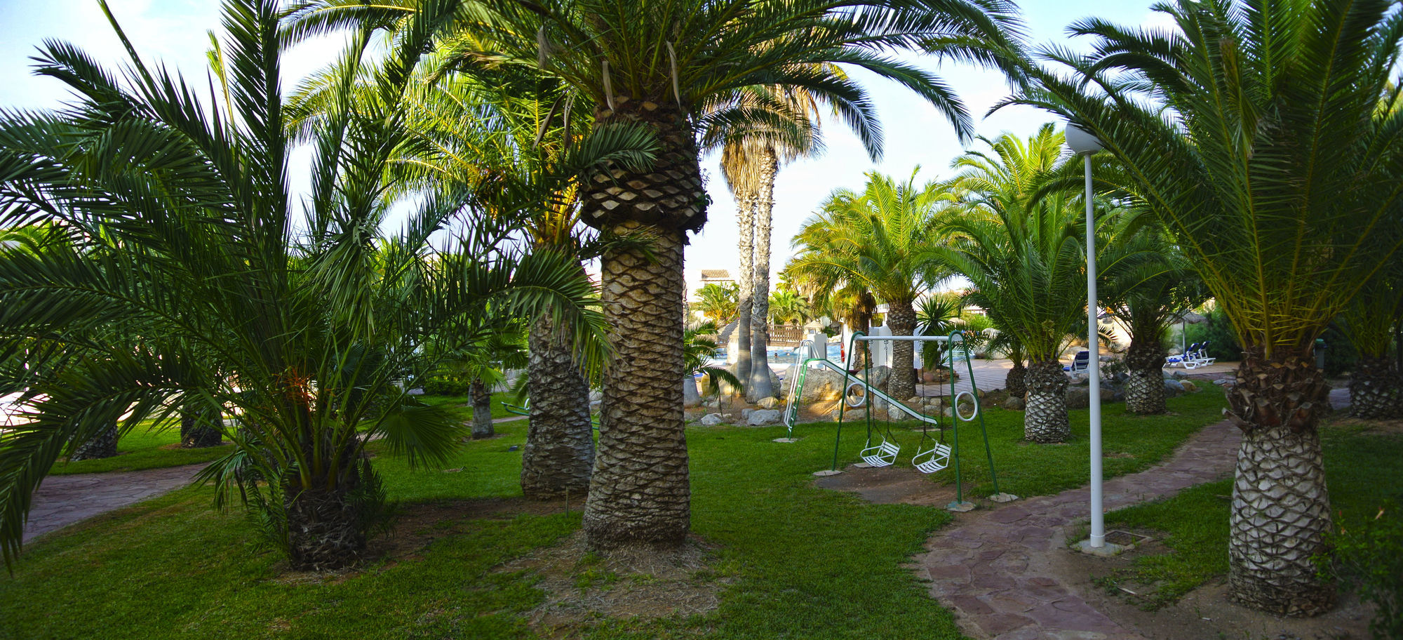 Apartamentos Moguima Roquetas de Mar Extérieur photo